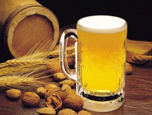 夏日消暑“神器”真的靠谱吗？西瓜、冰棍、绿豆汤与酒精饮品的陷阱与真相